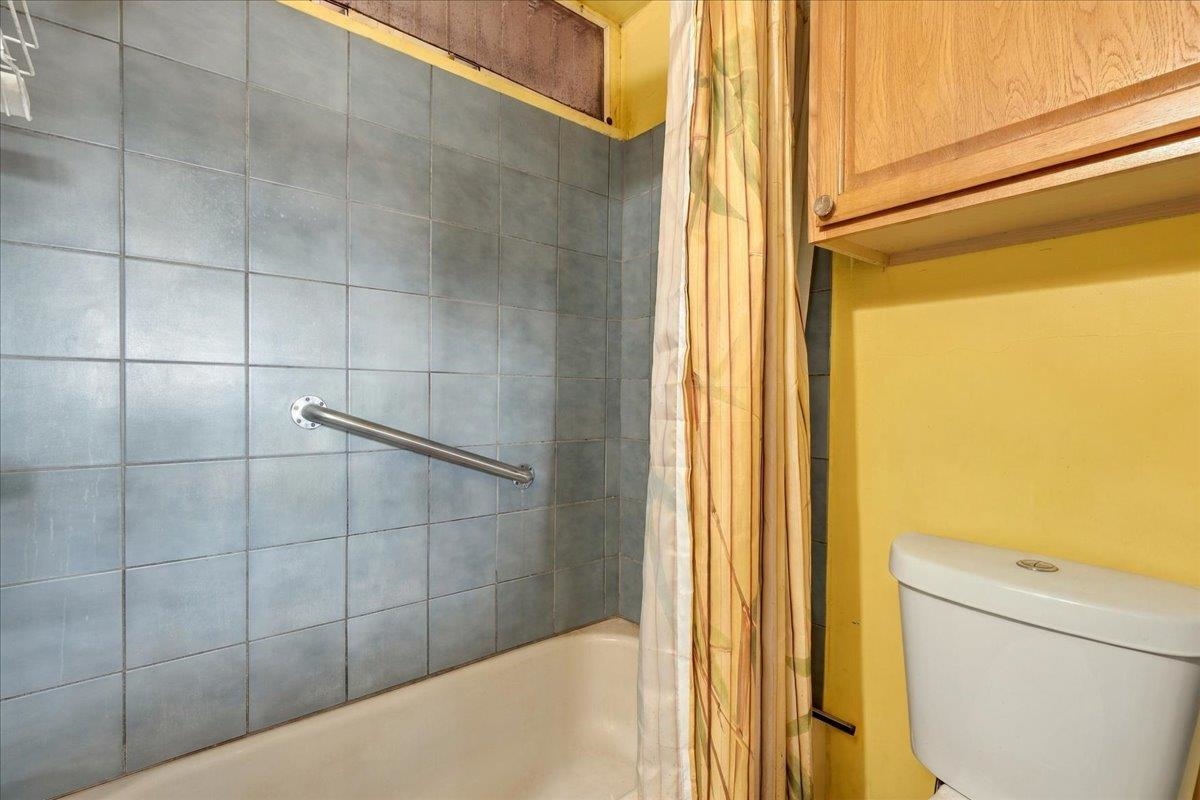 Honokowai East condo # 401, Lahaina, Hawaii - photo 20 of 34