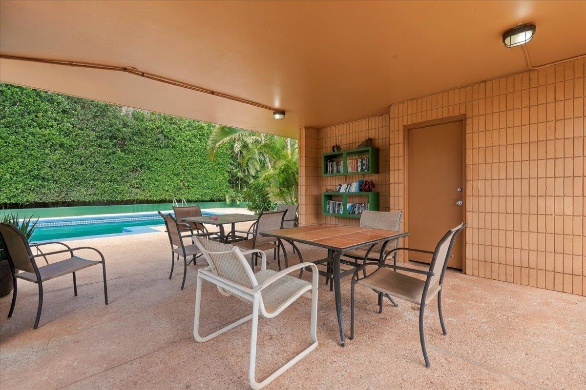 Honokowai East condo # 401, Lahaina, Hawaii - photo 29 of 34