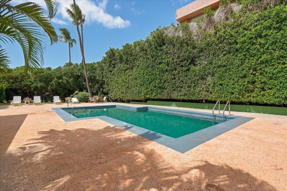 Honokowai East condo # 401, Lahaina, Hawaii - photo 33 of 34