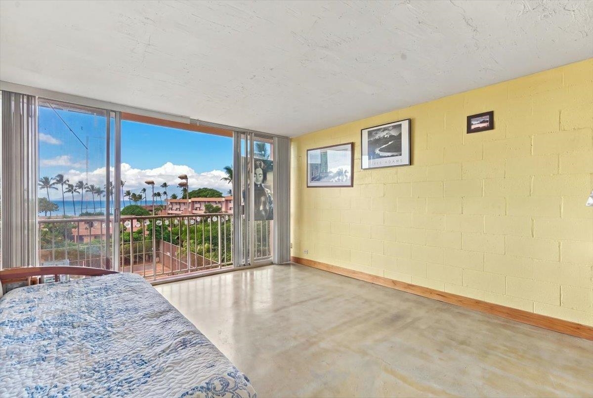 Honokowai East condo # 401, Lahaina, Hawaii - photo 6 of 34