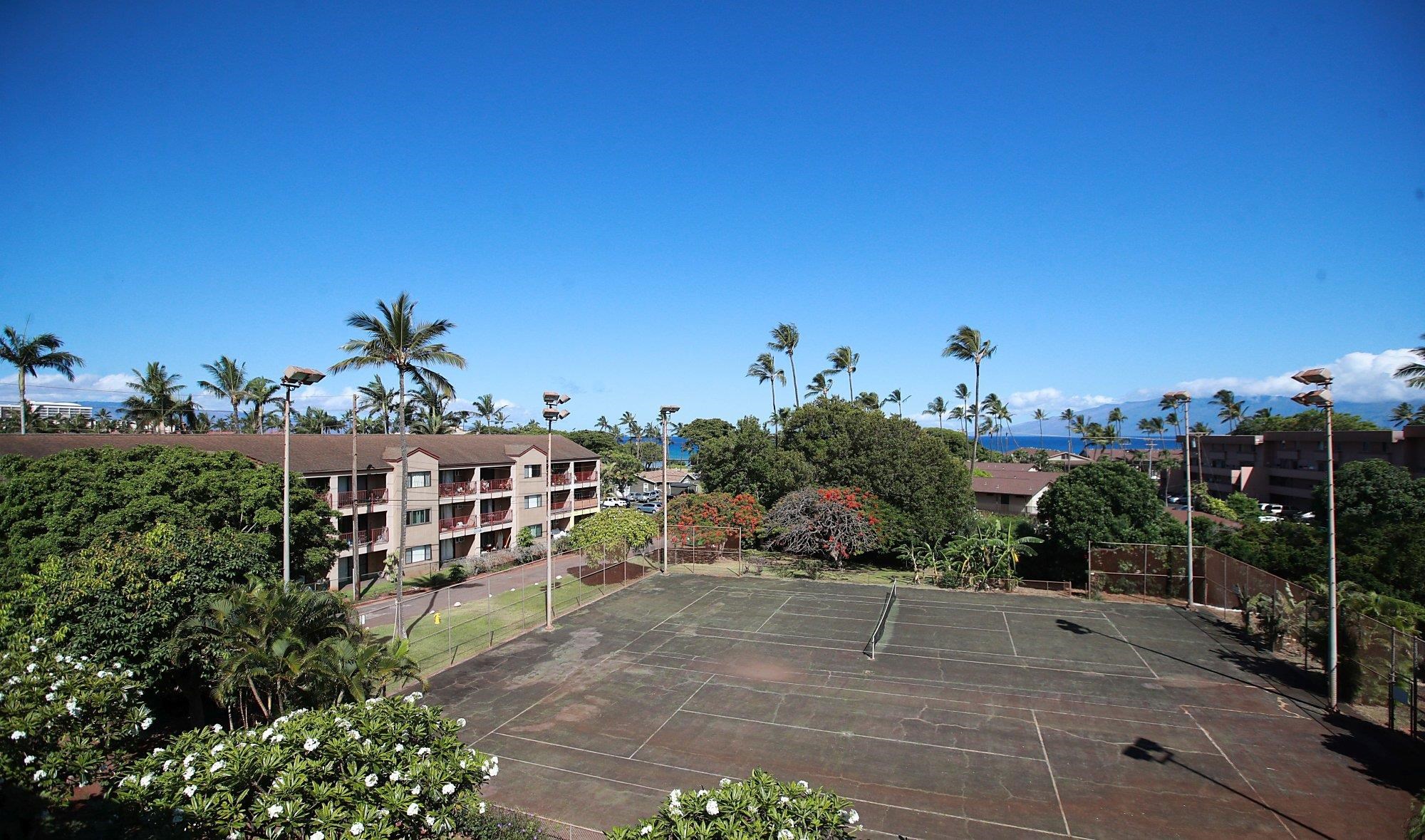 Honokowai East condo # 402, Lahaina, Hawaii - photo 15 of 25