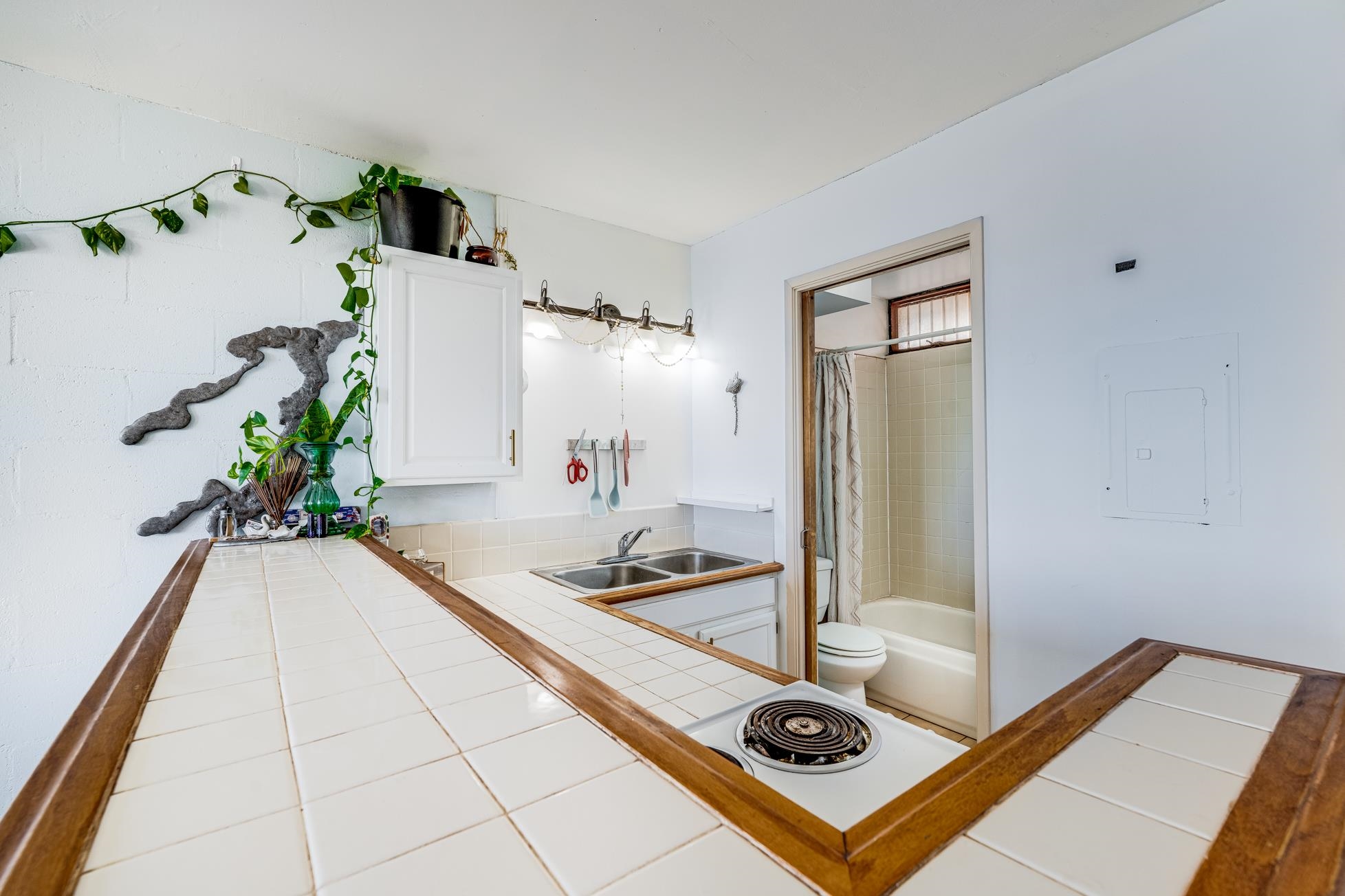 Honokowai East condo # 403, Lahaina, Hawaii - photo 14 of 41