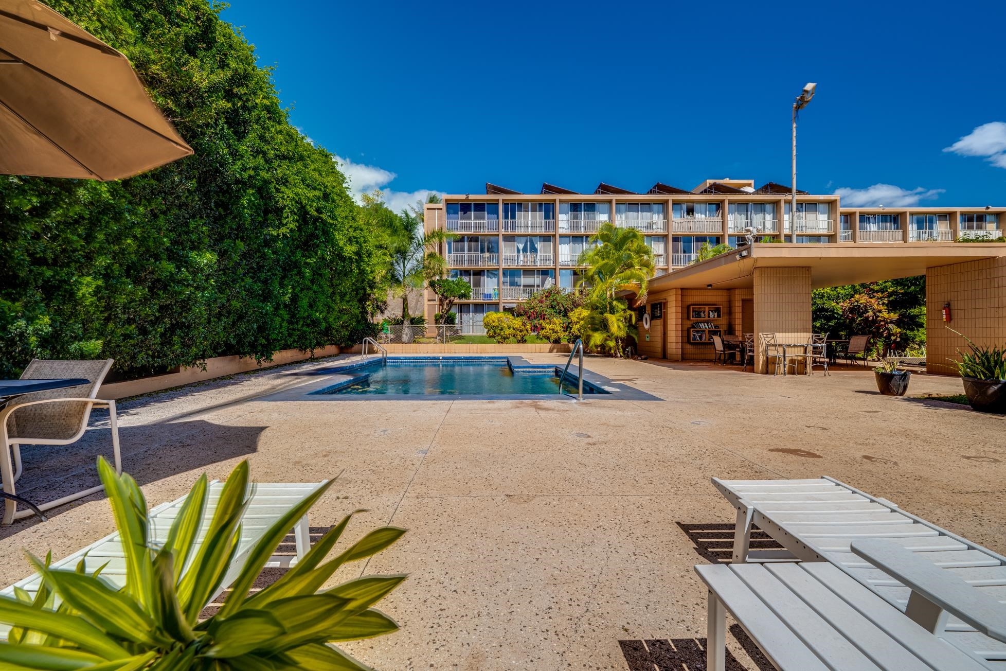 Honokowai East condo # 403, Lahaina, Hawaii - photo 21 of 41