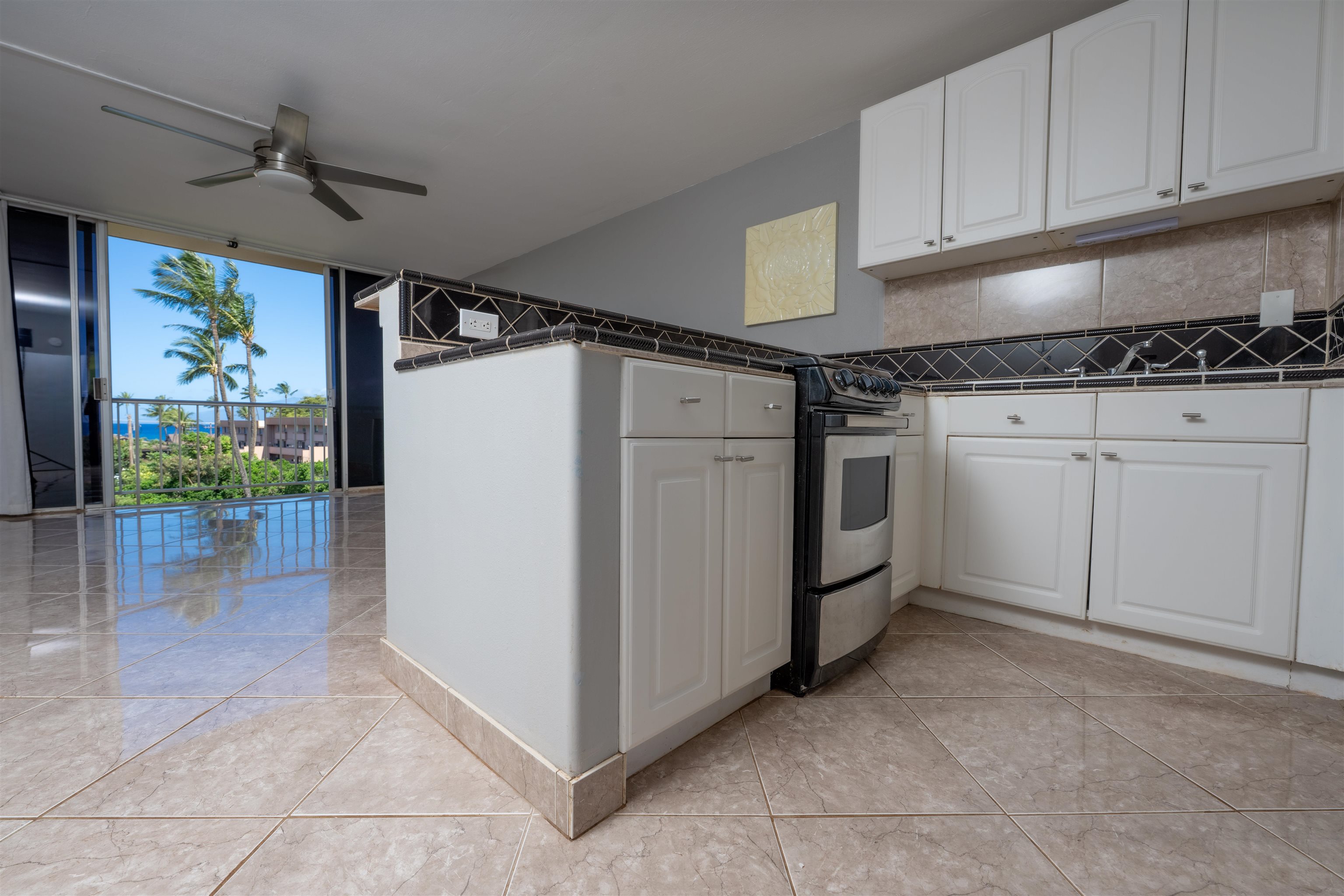 Honokowai East condo # 411, Lahaina, Hawaii - photo 15 of 41