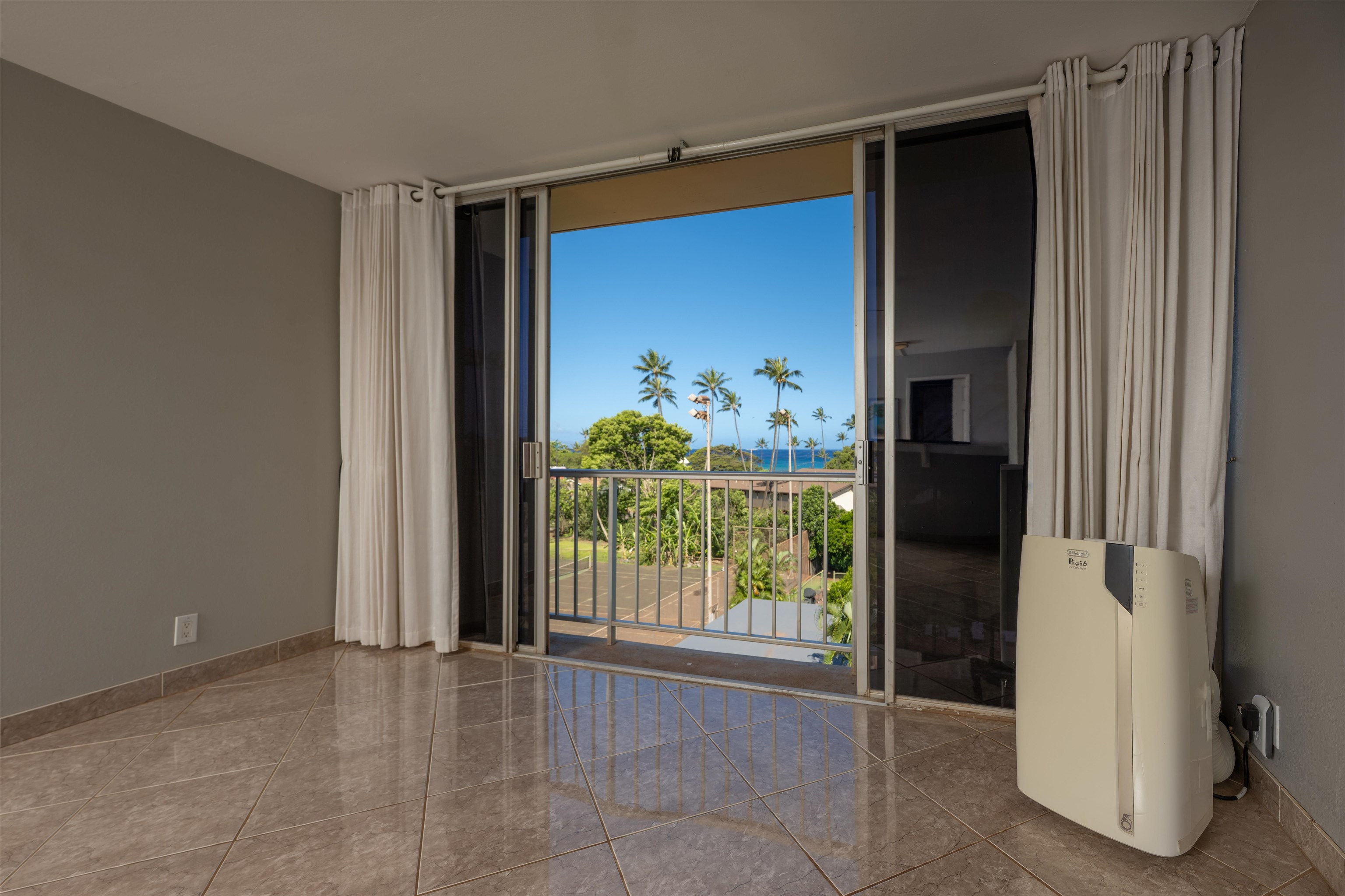 Honokowai East condo # 411, Lahaina, Hawaii - photo 4 of 41