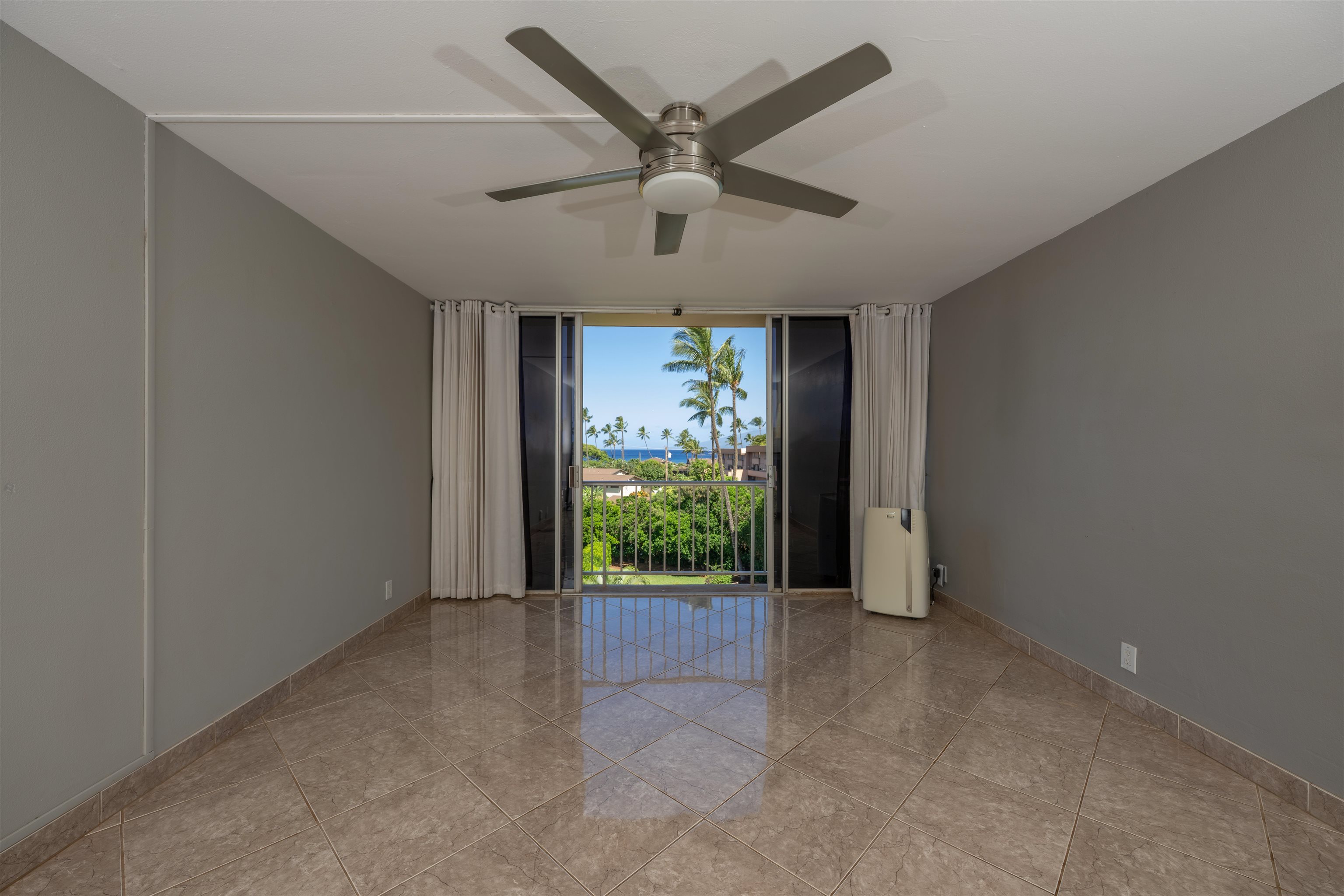 Honokowai East condo # 411, Lahaina, Hawaii - photo 7 of 41