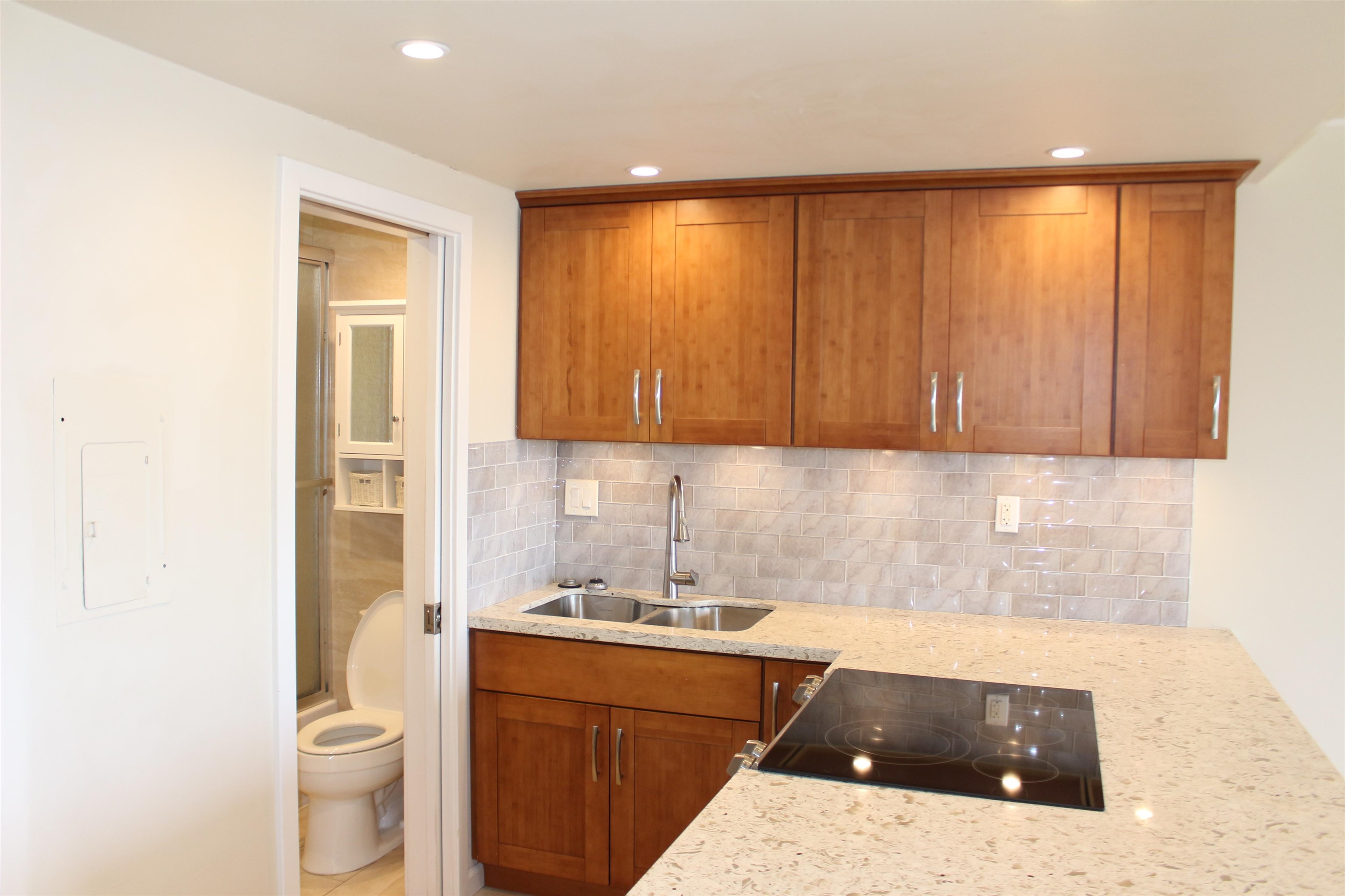 condo # 404, Lahaina, Hawaii - photo 6 of 10