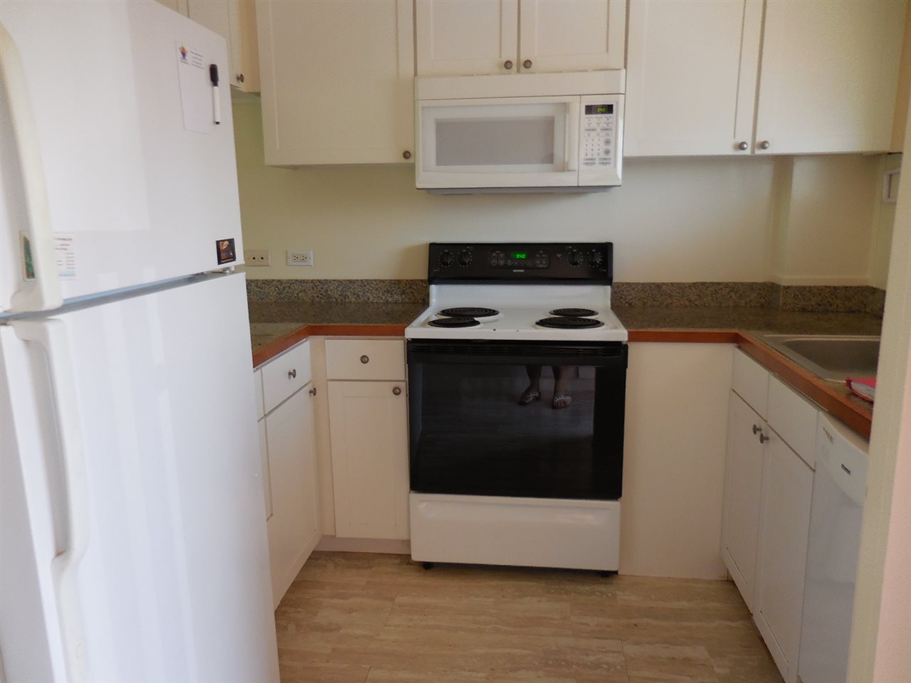 Honokowai Palms condo # A10, Lahaina, Hawaii - photo 2 of 17