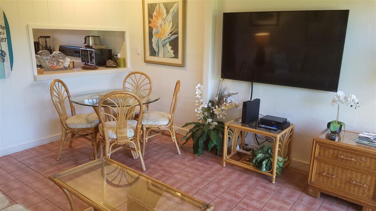 Honokowai Palms condo # A4, Lahaina, Hawaii - photo 3 of 17