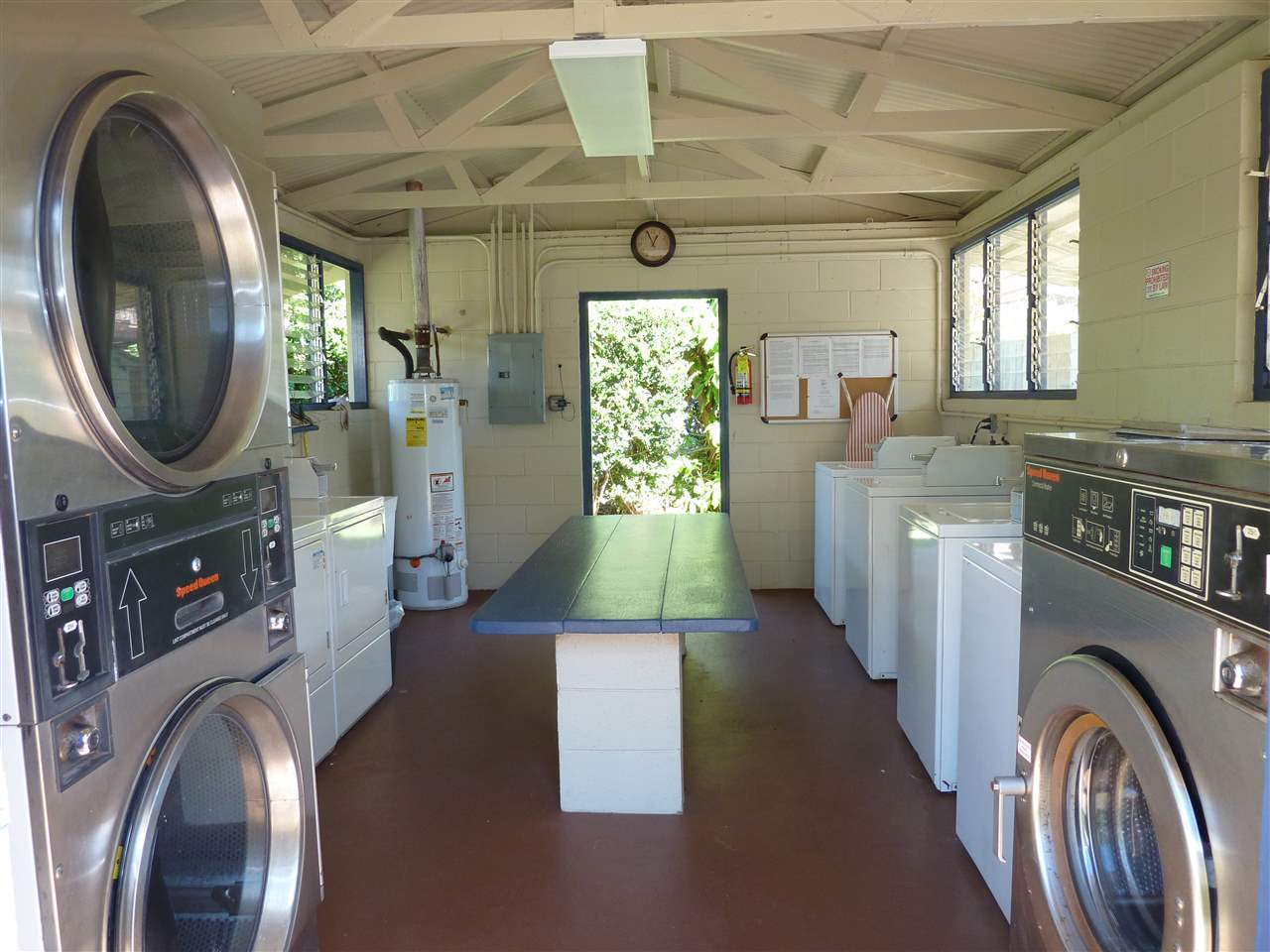 Honokowai Palms condo # B2, Lahaina, Hawaii - photo 13 of 25