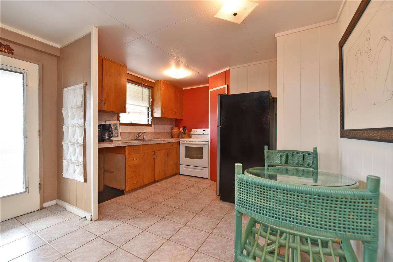 Honokowai Palms condo # B6, Lahaina, Hawaii - photo 11 of 30