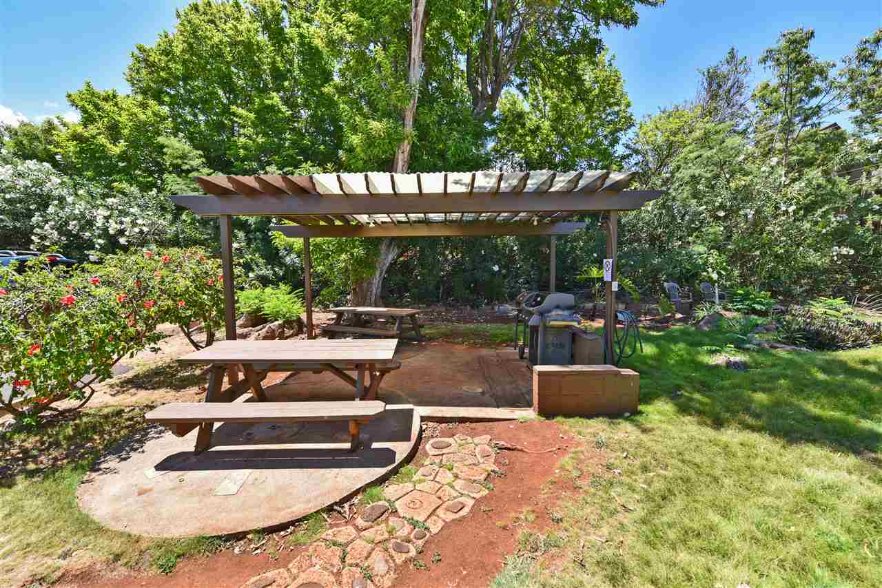 Honokowai Palms condo # B6, Lahaina, Hawaii - photo 23 of 30