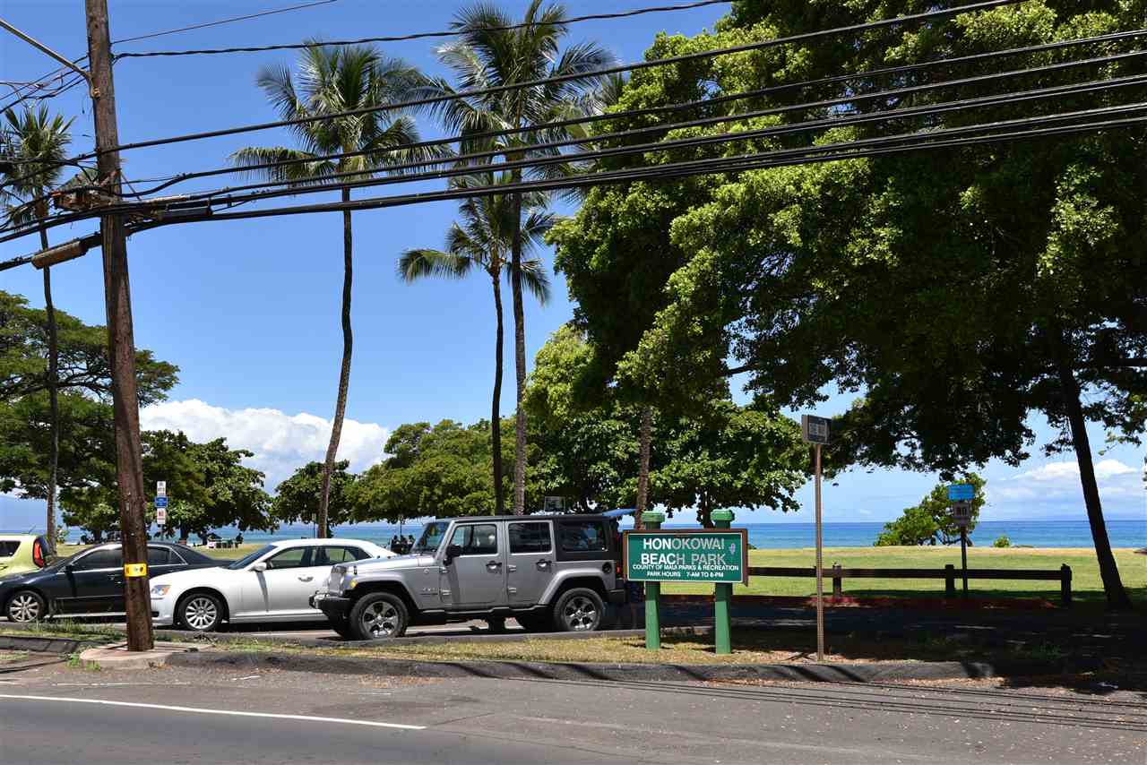 Honokowai Palms condo # B6, Lahaina, Hawaii - photo 26 of 30