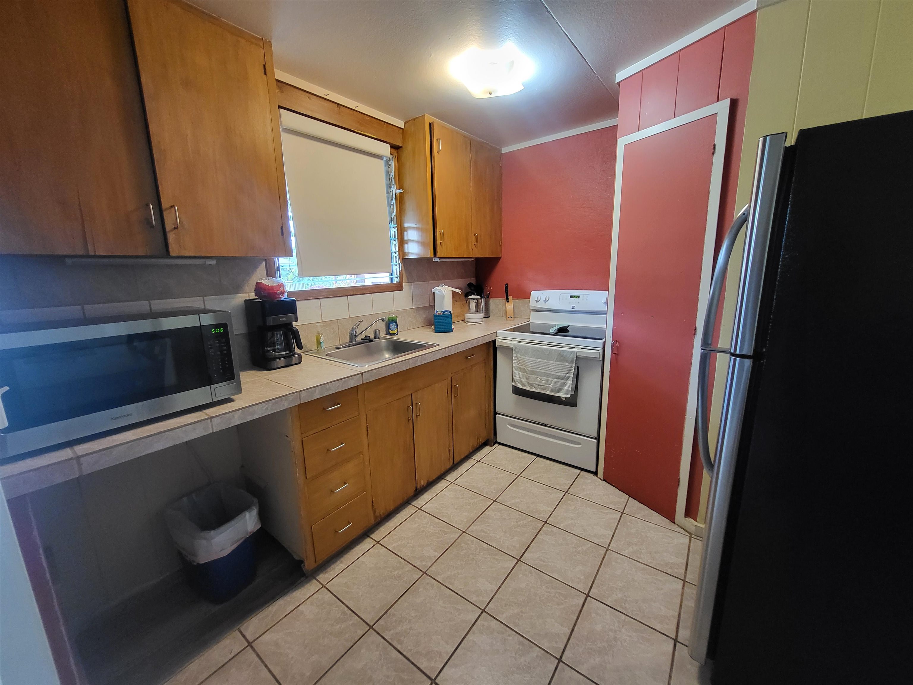 Honokowai Palms condo # B 6, Lahaina, Hawaii - photo 16 of 33