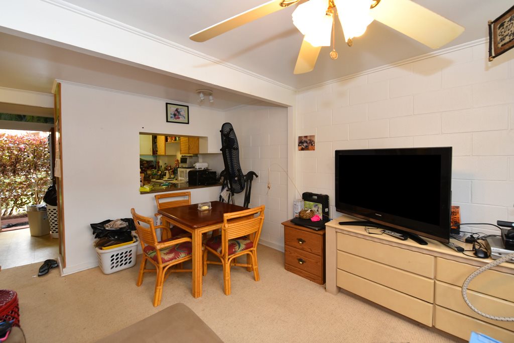 Honokowai Palms condo # C-1, Lahaina, Hawaii - photo 5 of 12