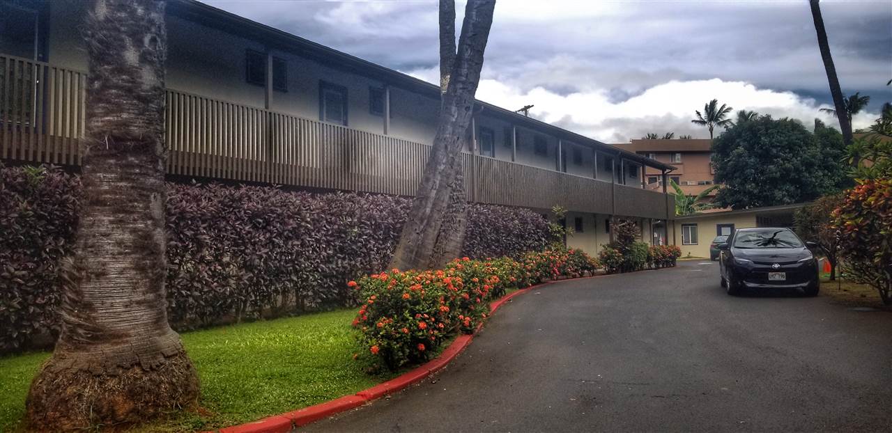 Honokowai Palms condo # C9, Lahaina, Hawaii - photo 3 of 10