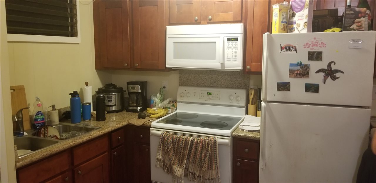 Honokowai Palms condo # C9, Lahaina, Hawaii - photo 8 of 10