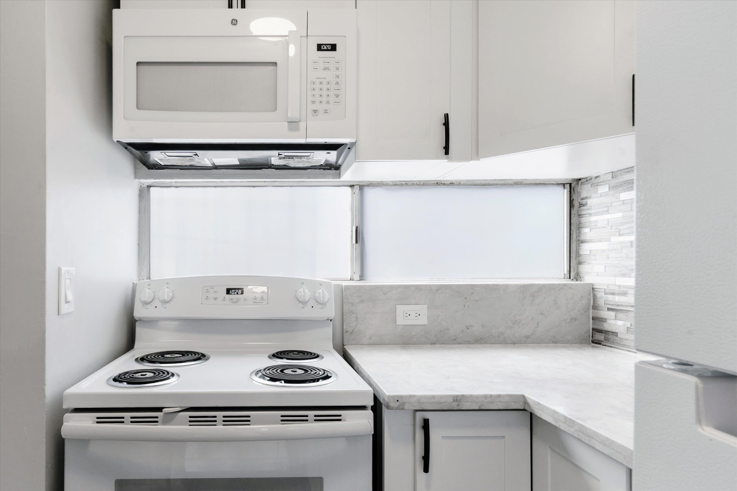 West Maui Trades condo # F303, Lahaina, Hawaii - photo 8 of 36