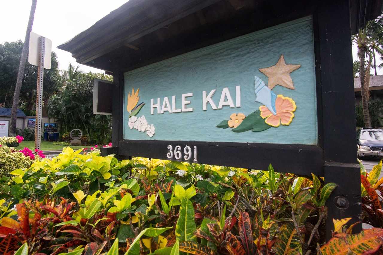 Hale Kai I condo # 107, Lahaina, Hawaii - photo 17 of 18
