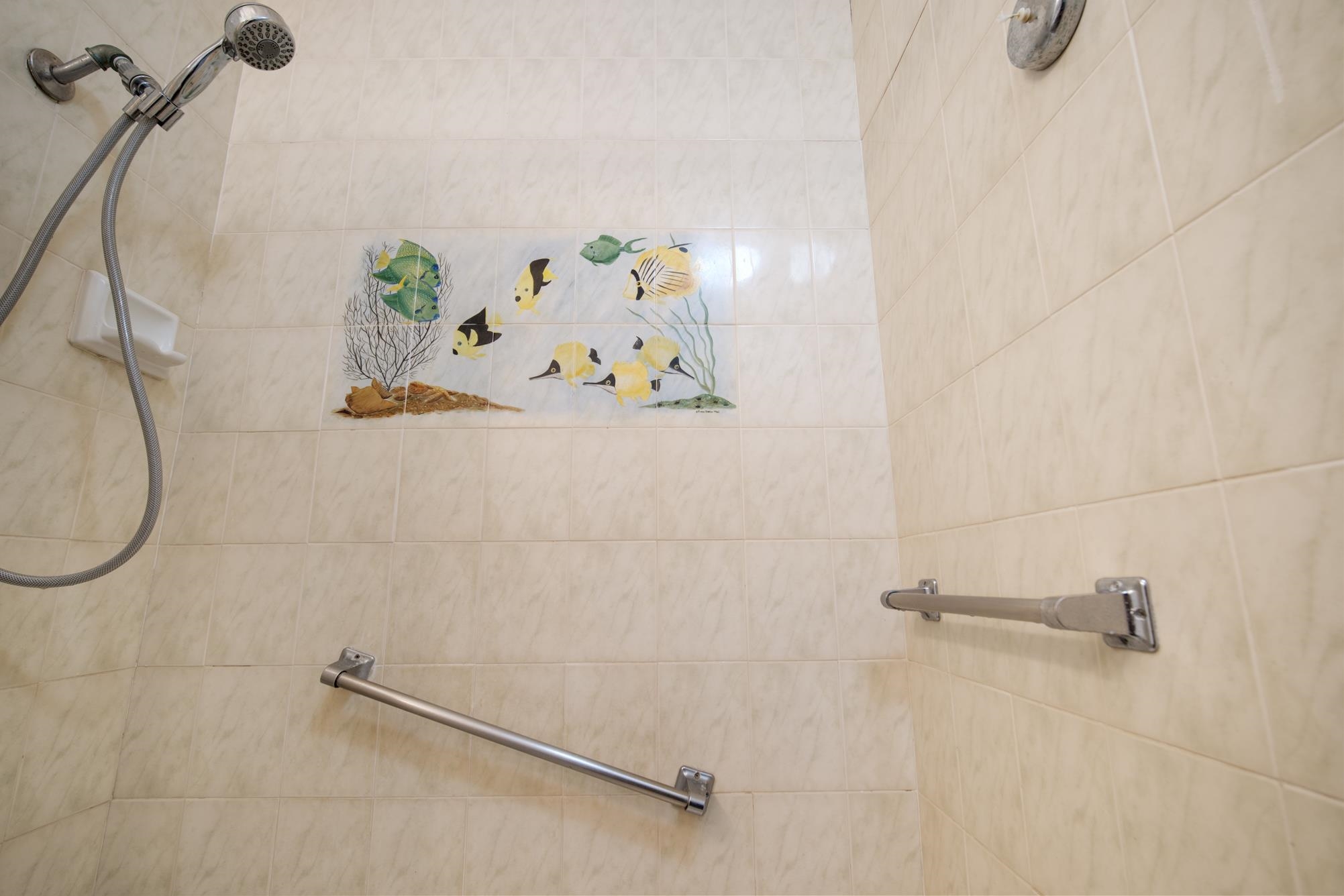 Hale Kai I condo # 110, Lahaina, Hawaii - photo 11 of 42