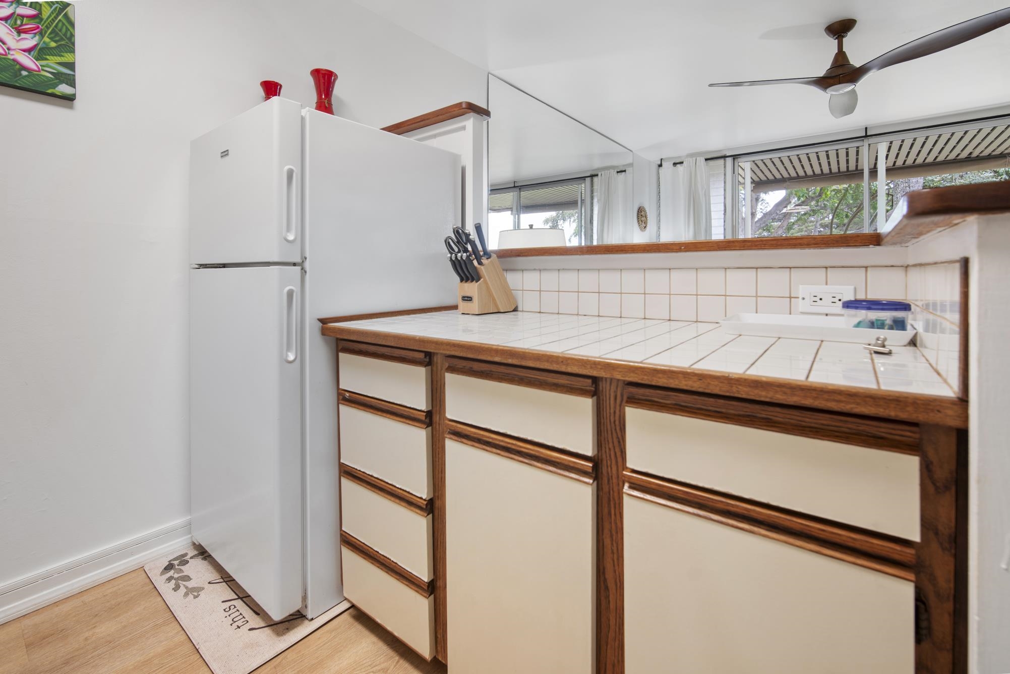 Hale Kai I condo # 110, Lahaina, Hawaii - photo 14 of 42