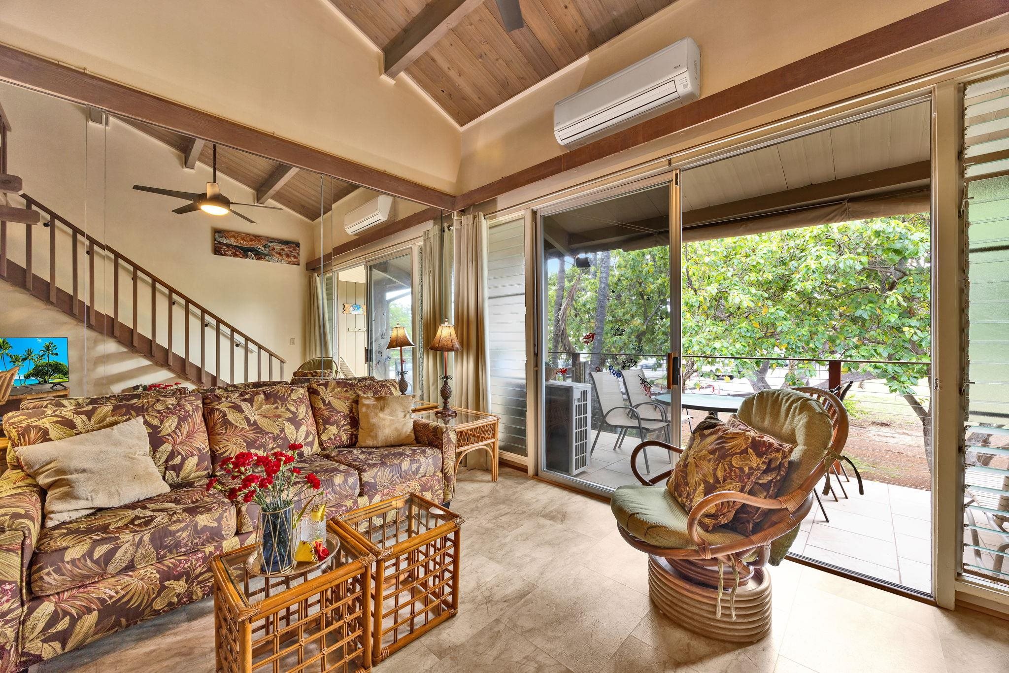 Hale Kai I condo # 211, Lahaina, Hawaii - photo 27 of 47