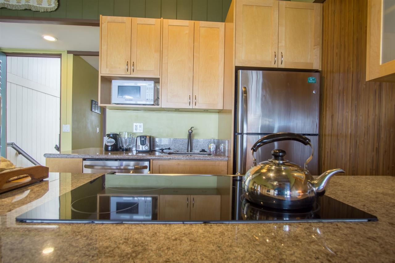 Hale Kai I condo # 213, Lahaina, Hawaii - photo 12 of 29