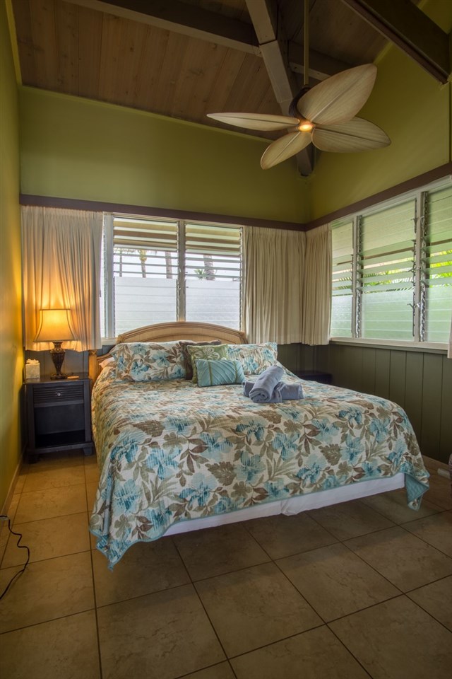 Hale Kai I condo # 213, Lahaina, Hawaii - photo 18 of 29