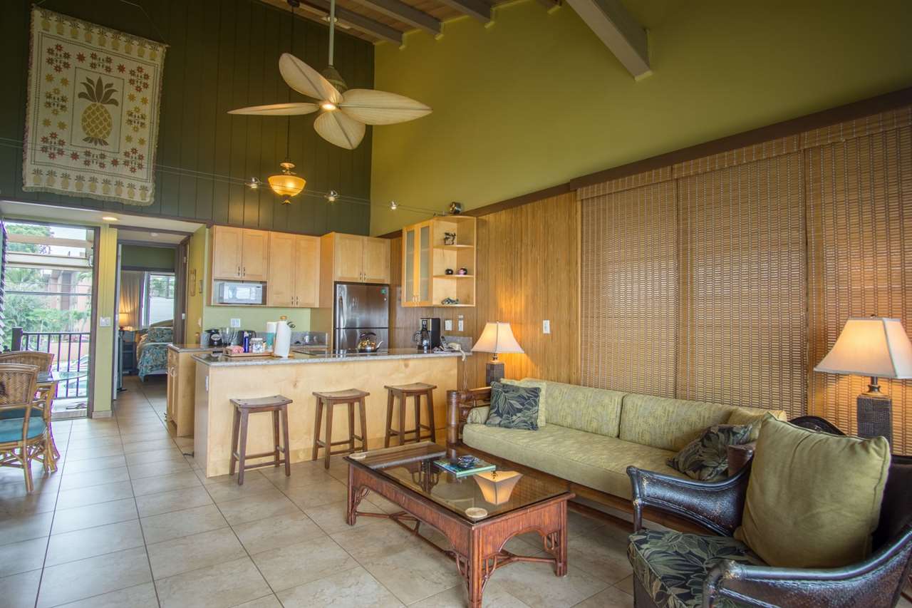 Hale Kai I condo # 213, Lahaina, Hawaii - photo 8 of 29