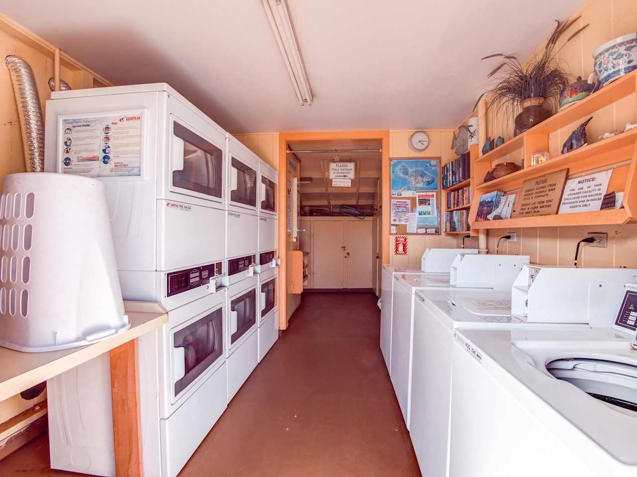 Hale Kai I condo # 207, Lahaina, Hawaii - photo 23 of 30