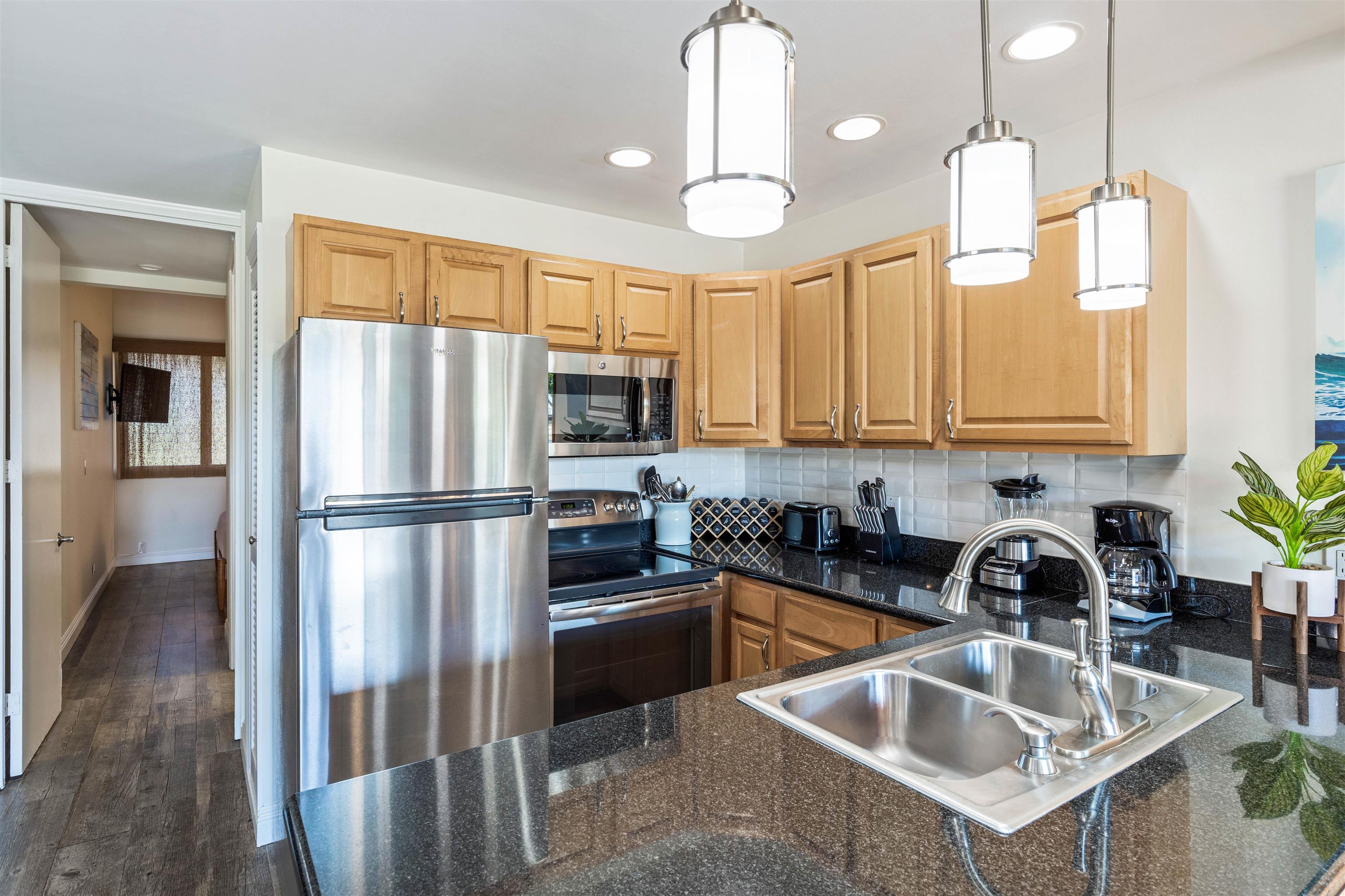 Hale Kai I condo # 208, Lahaina, Hawaii - photo 27 of 49