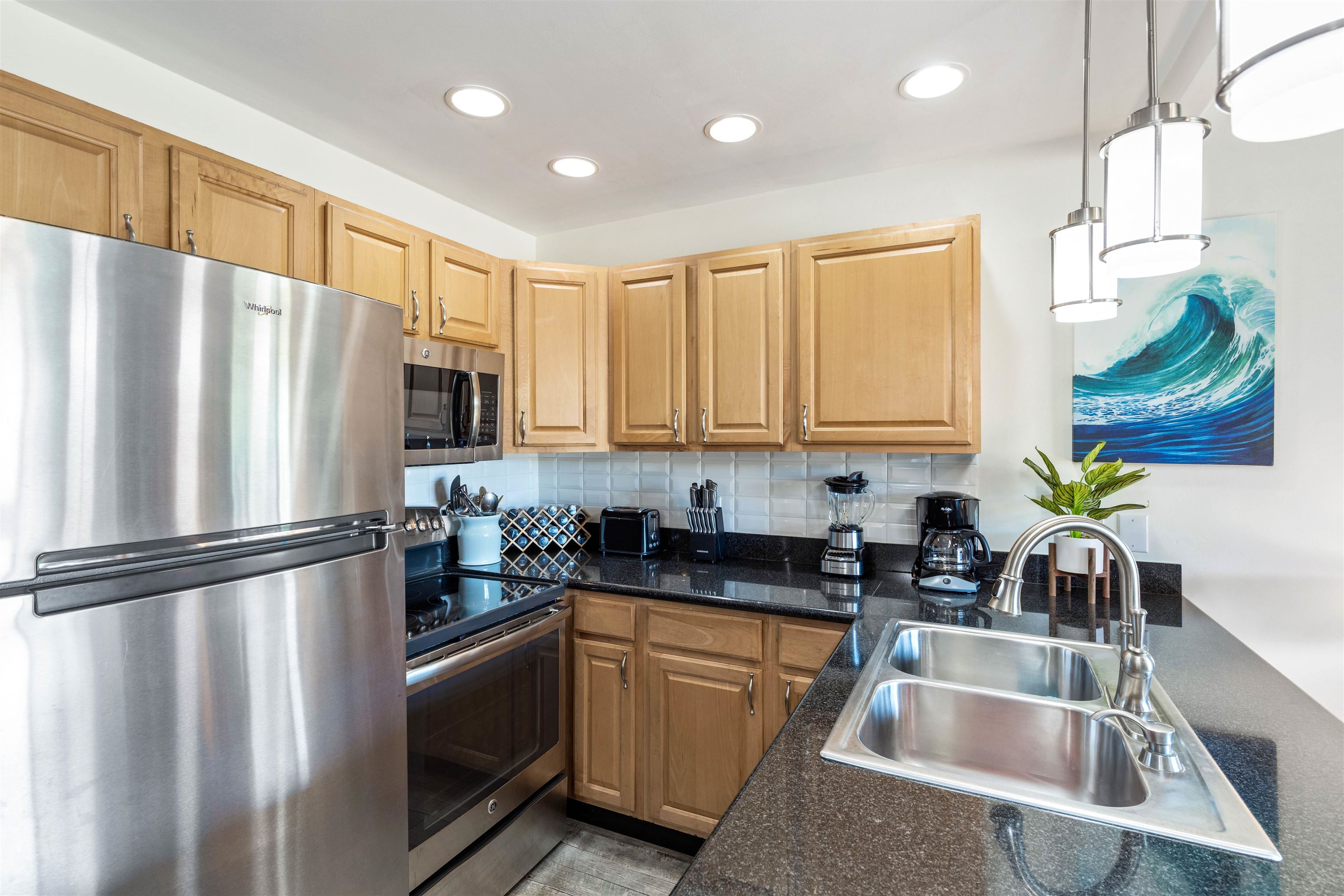 Hale Kai I condo # 208, Lahaina, Hawaii - photo 28 of 49