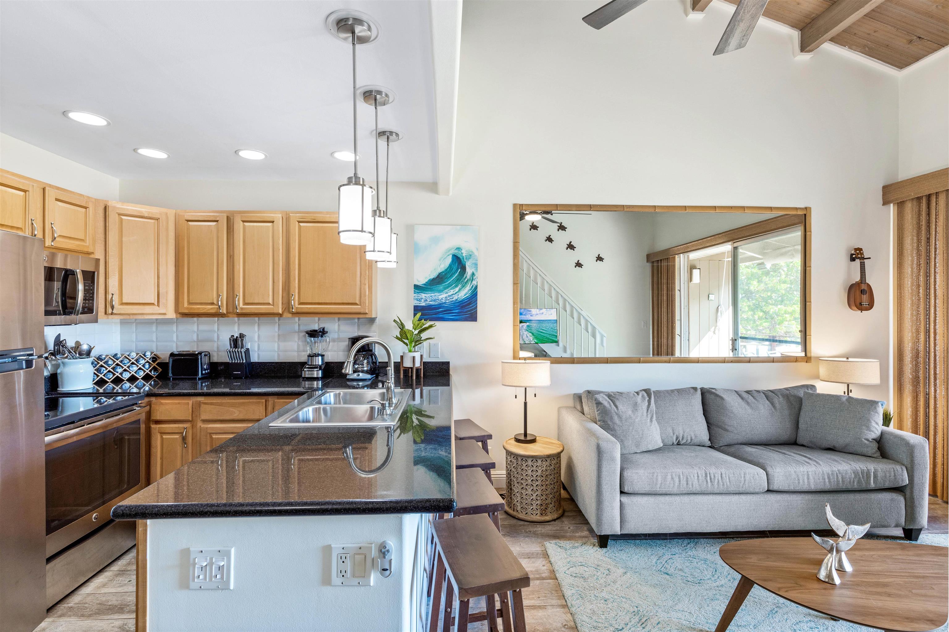 Hale Kai I condo # 208, Lahaina, Hawaii - photo 29 of 49