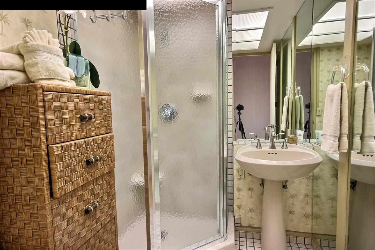 Hale Kai I condo # 211, Lahaina, Hawaii - photo 16 of 30