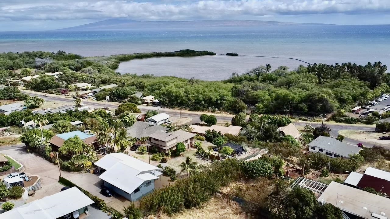 37  Aahi Pl , Molokai home - photo 4 of 29