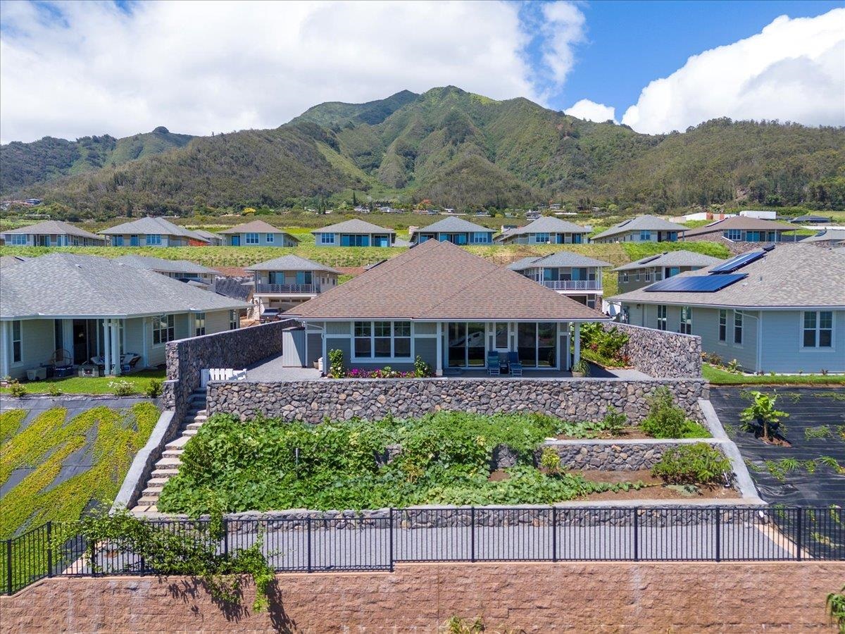 37  Kupaloke St , Wailuku home - photo 3 of 48