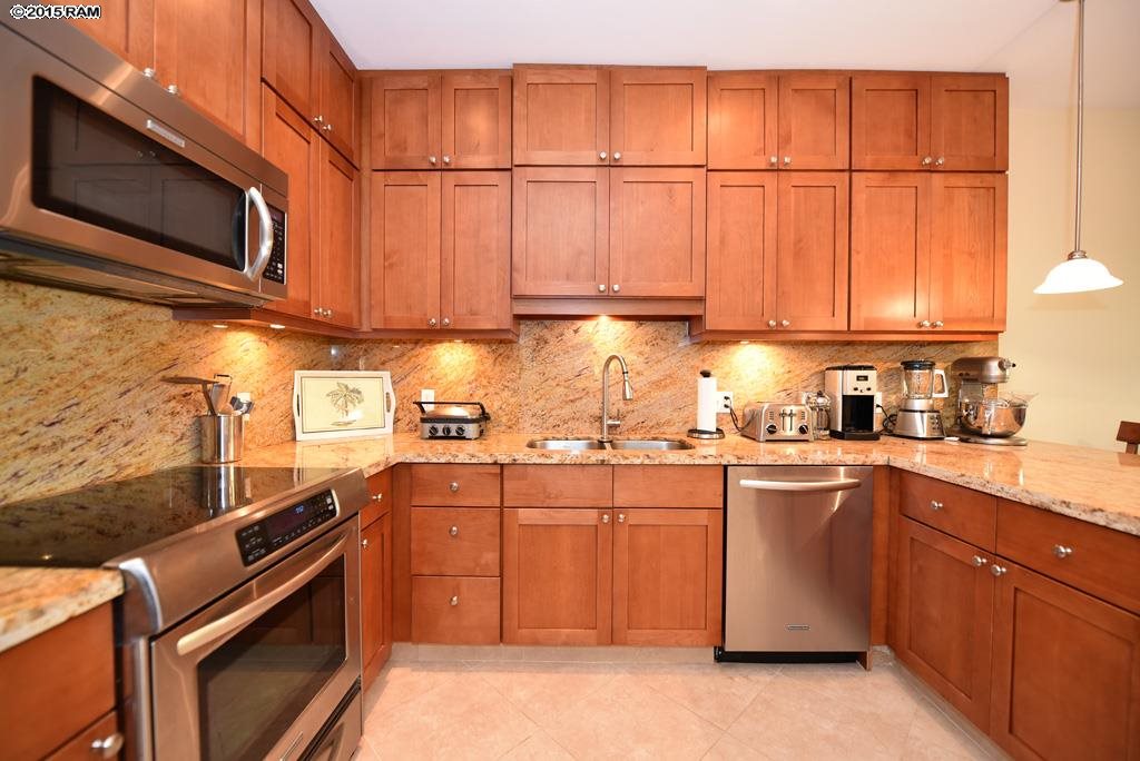 Napili Villas condo # 5, Lahaina, Hawaii - photo 9 of 30