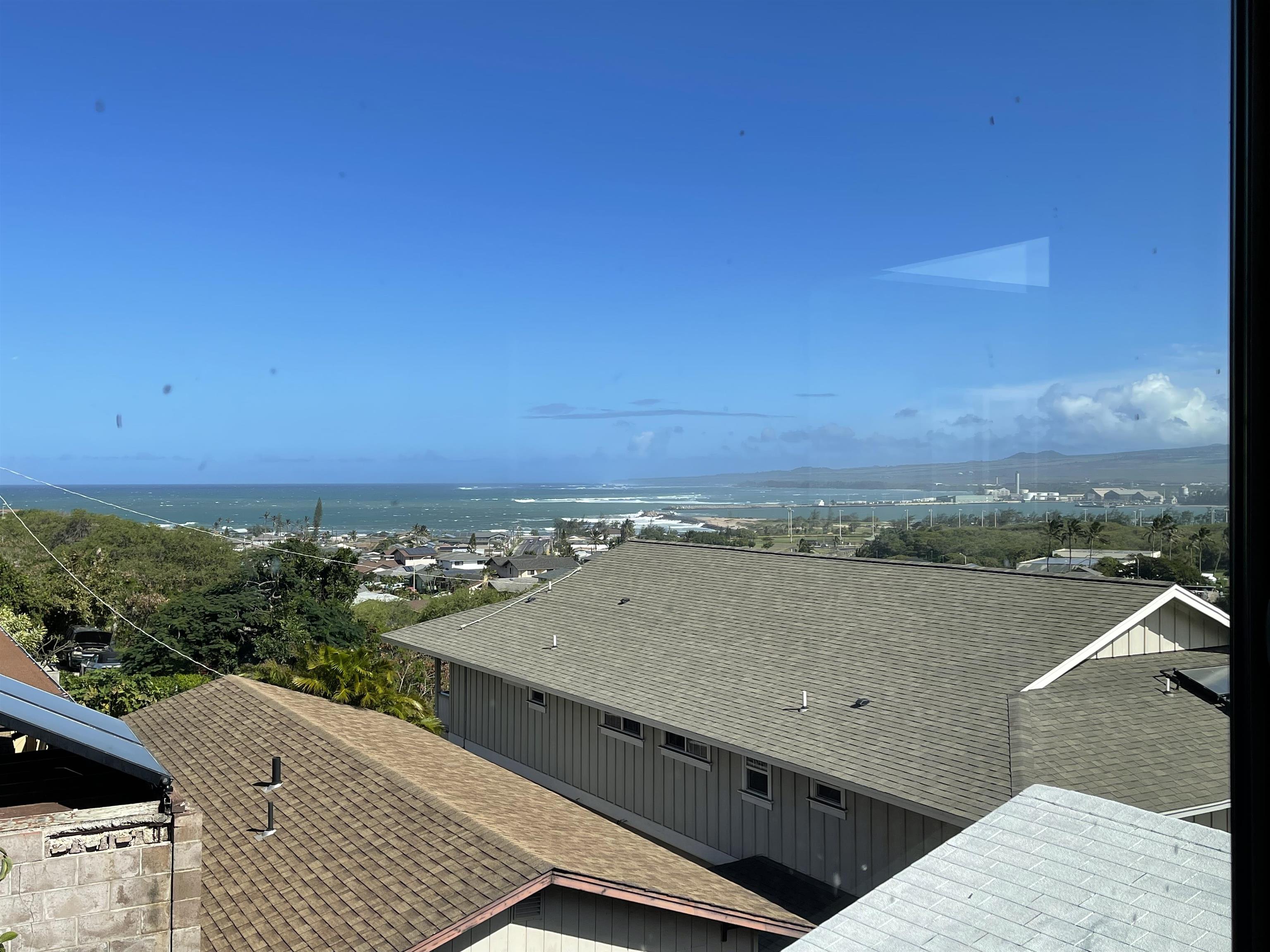 370  Liholiho St , Wailuku home - photo 2 of 26