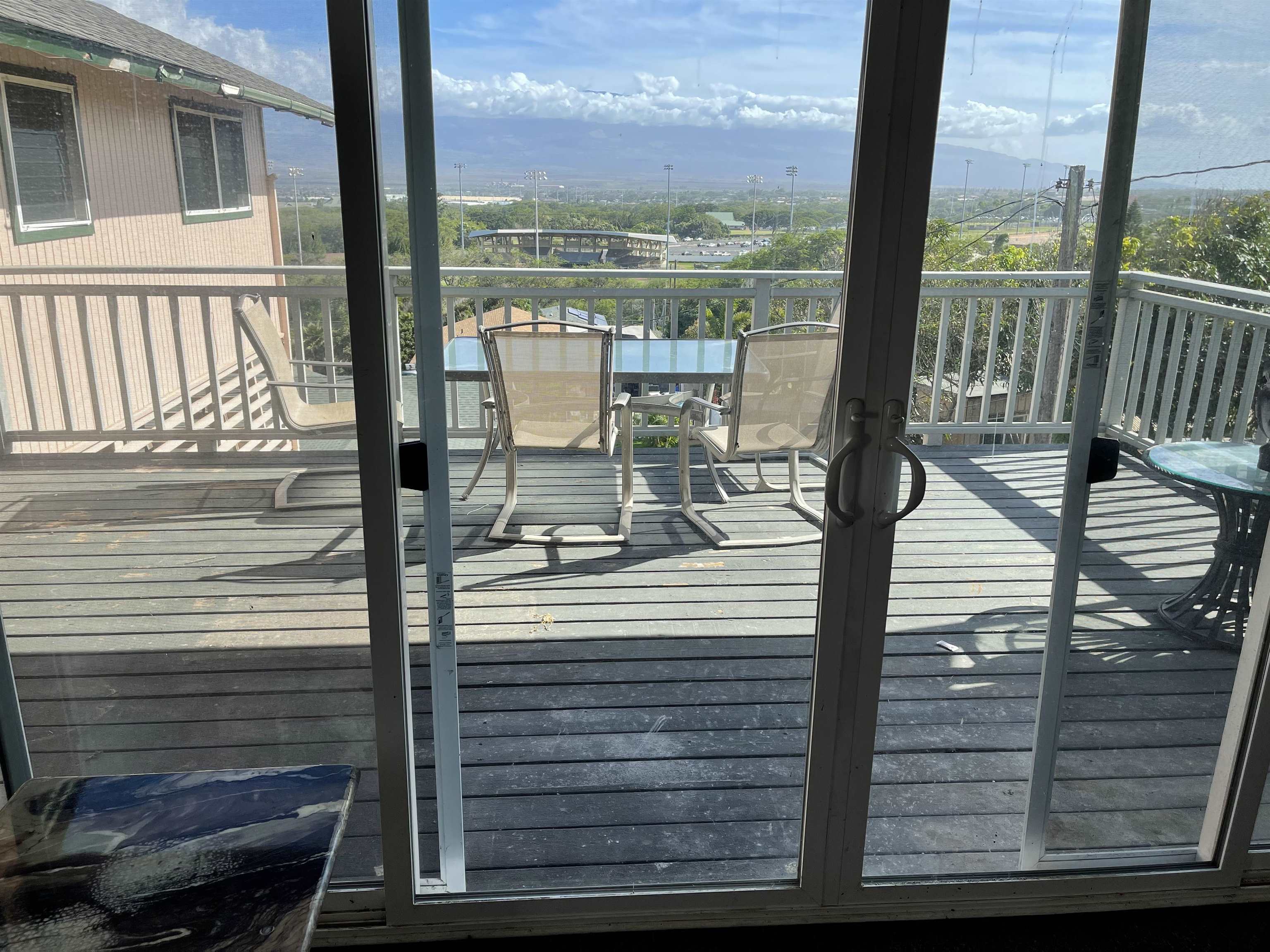 370  Liholiho St , Wailuku home - photo 12 of 26