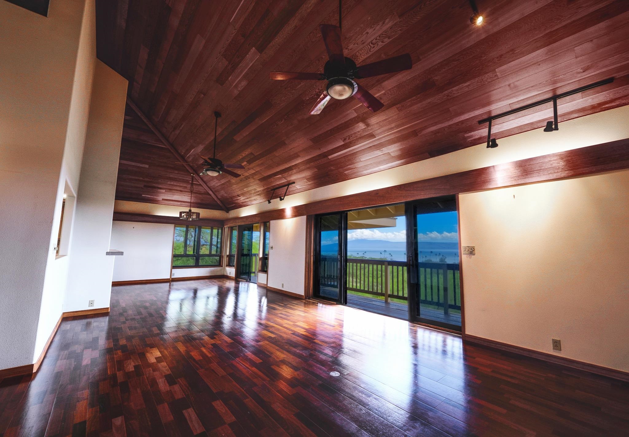 370  Onioni Dr , Molokai home - photo 10 of 49