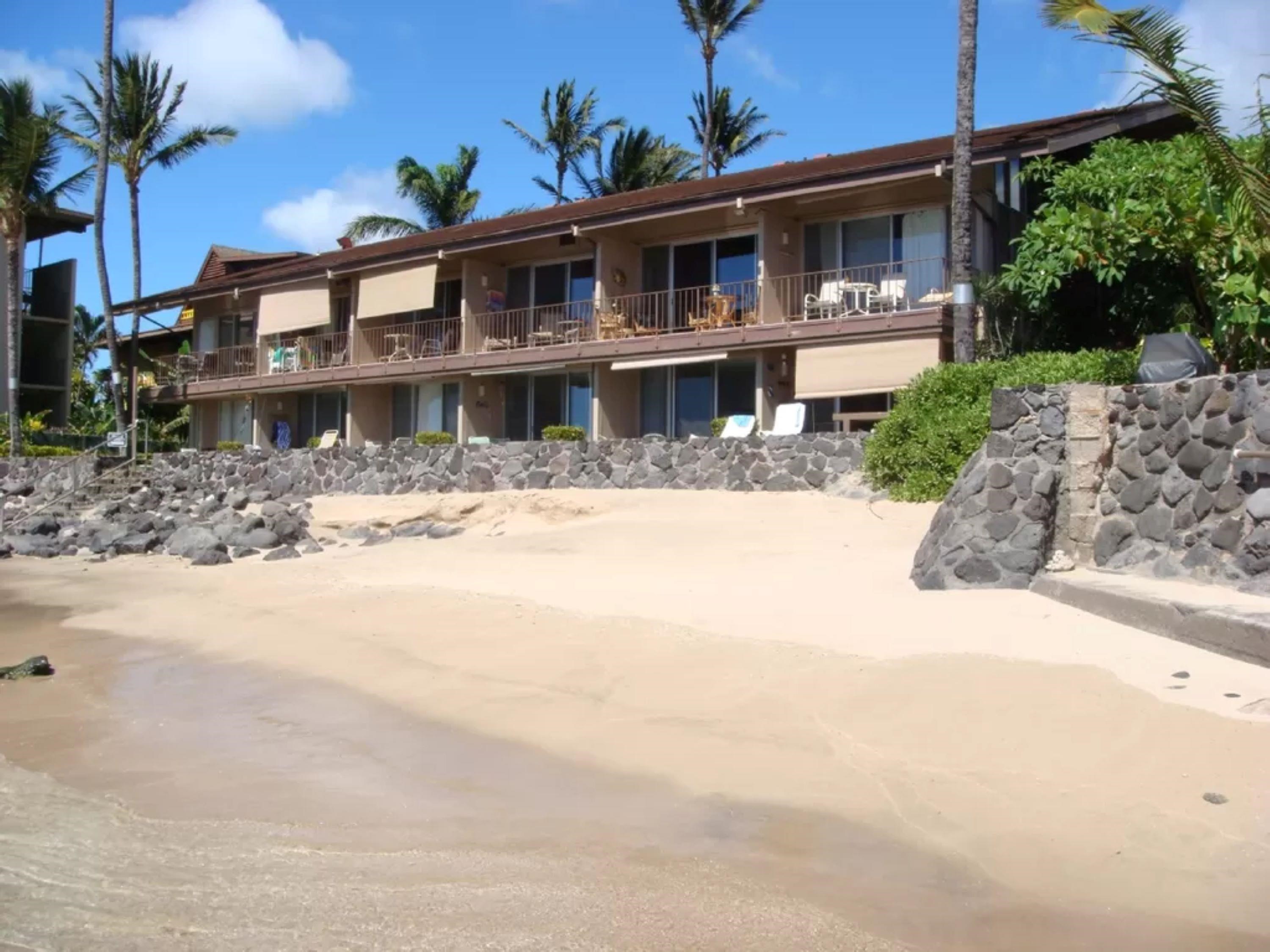 Pikake condo # 103, Lahaina, Hawaii - photo 32 of 39