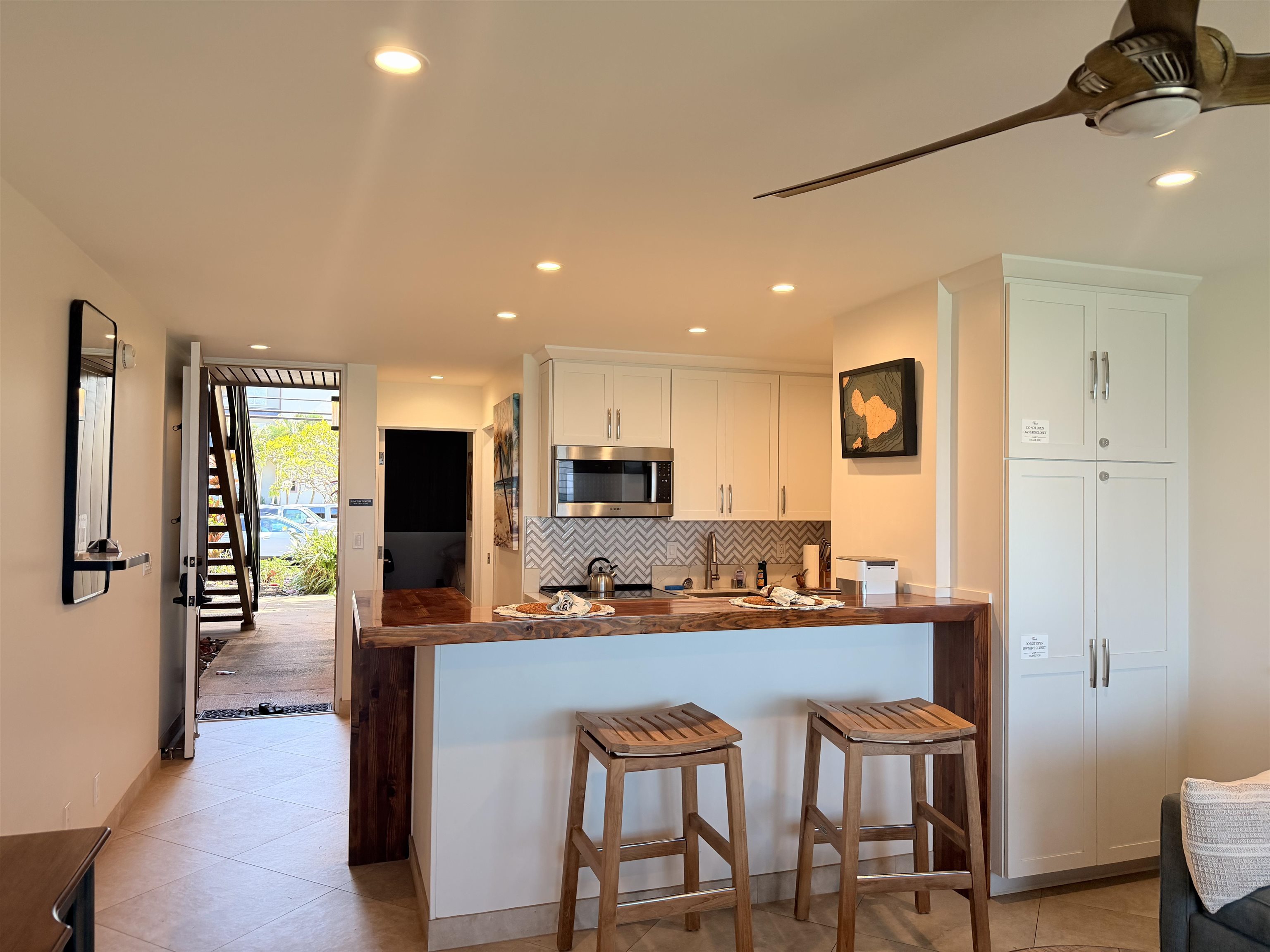 Pikake condo # 103, Lahaina, Hawaii - photo 7 of 39