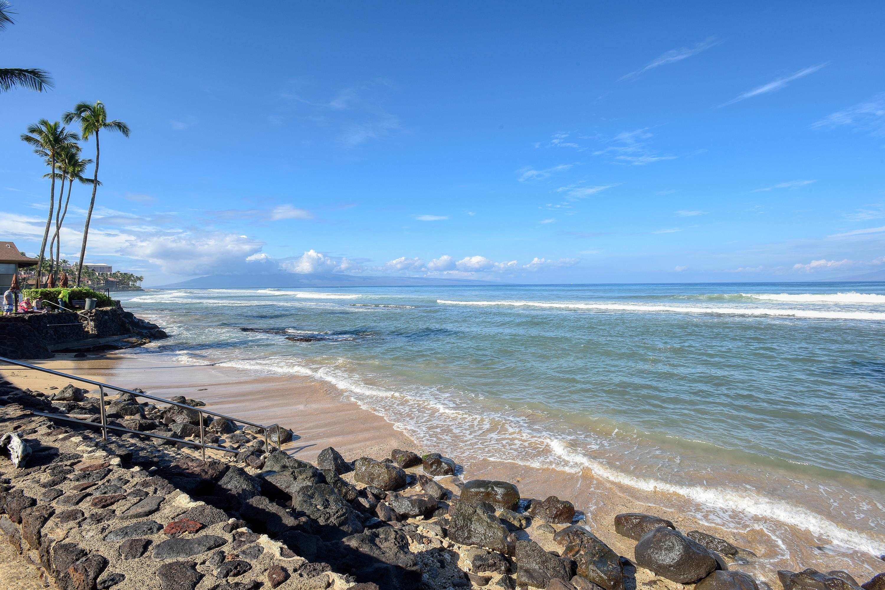 Pikake condo # 105, Lahaina, Hawaii - photo 23 of 36
