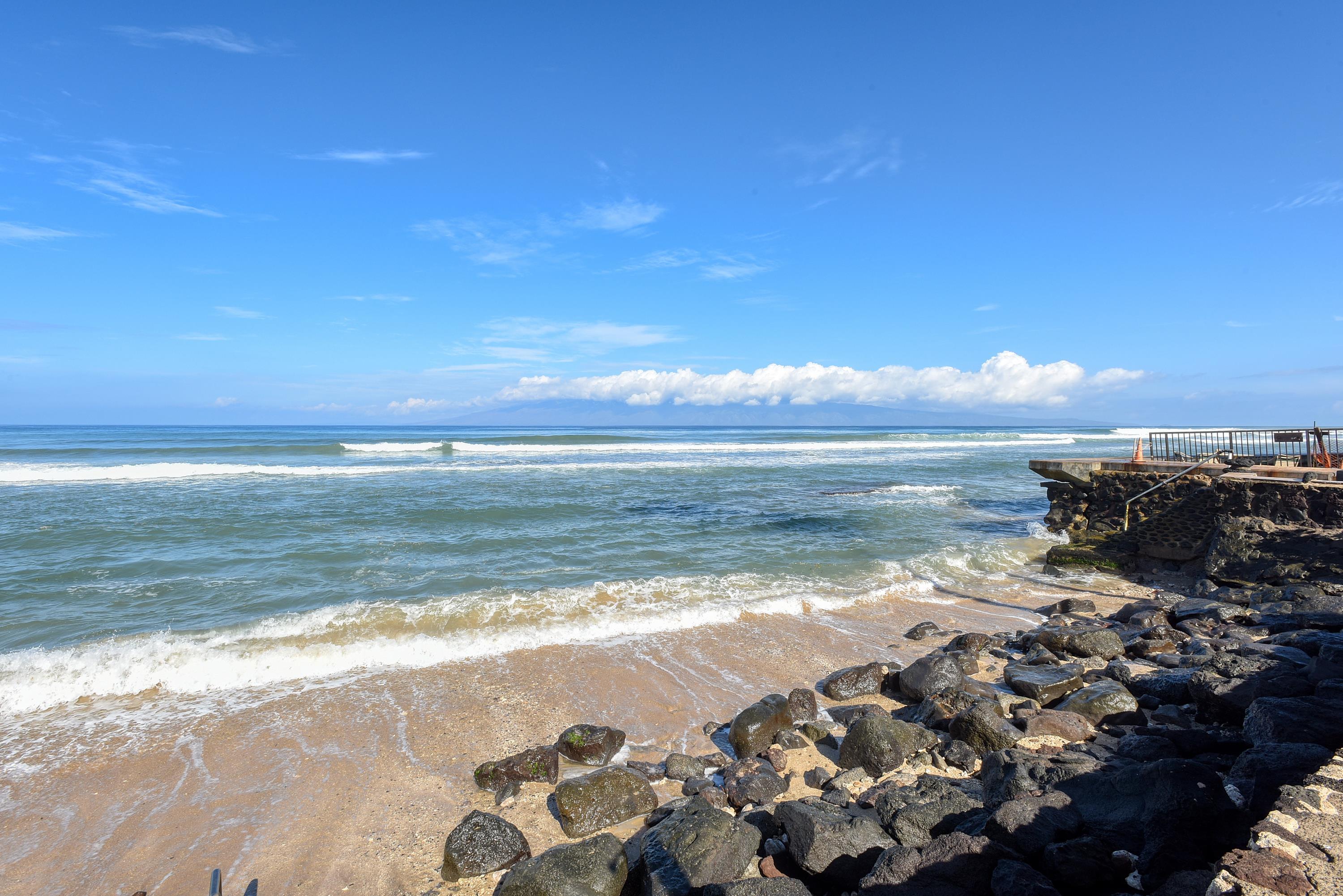 Pikake condo # 105, Lahaina, Hawaii - photo 25 of 36