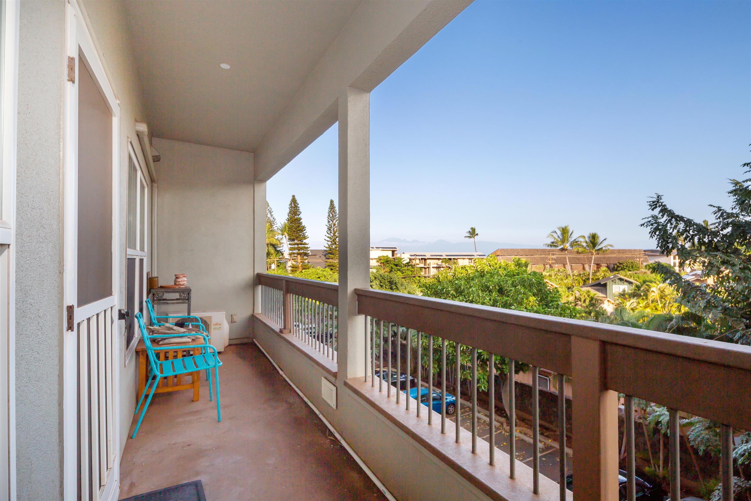 The Breakers condo # D34, Lahaina, Hawaii - photo 19 of 27