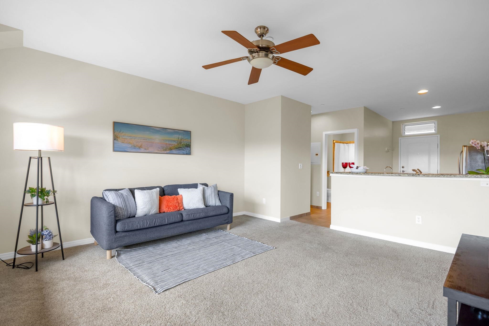 The Breakers condo # D-33, Lahaina, Hawaii - photo 11 of 38