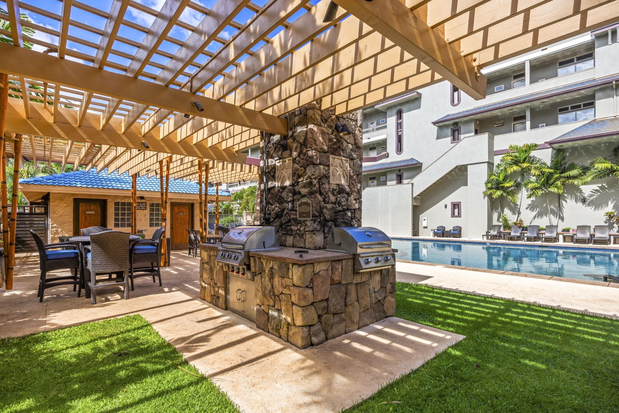 The Breakers condo # D-33, Lahaina, Hawaii - photo 36 of 38