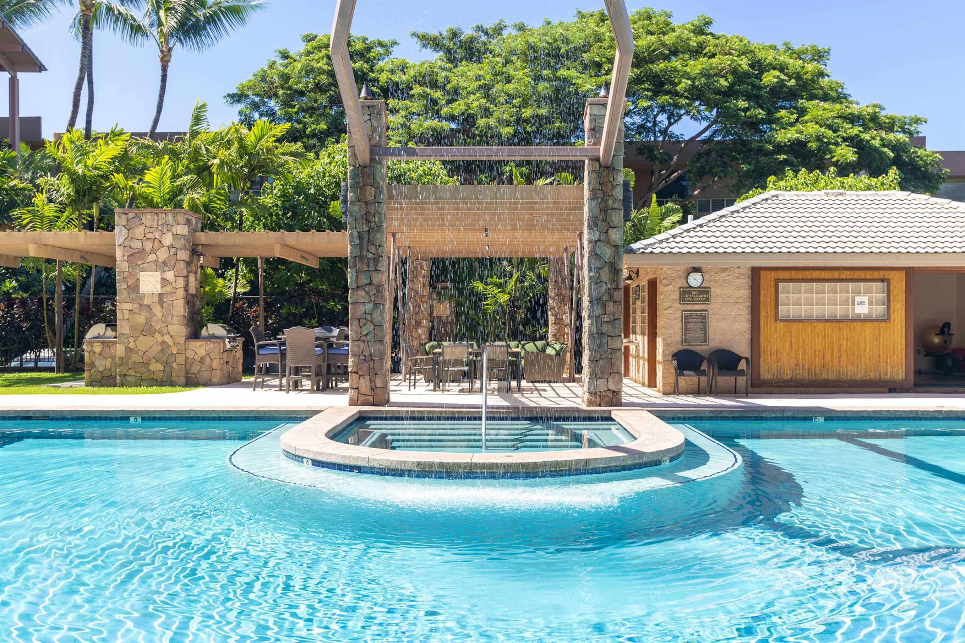 The Breakers condo # E20, Lahaina, Hawaii - photo 26 of 31