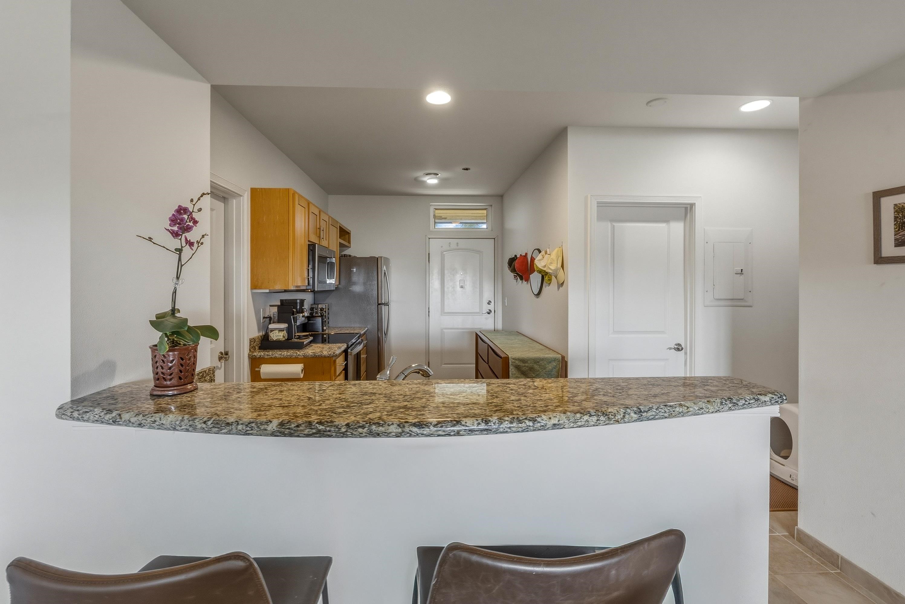 The Breakers condo # E32, Lahaina, Hawaii - photo 12 of 40