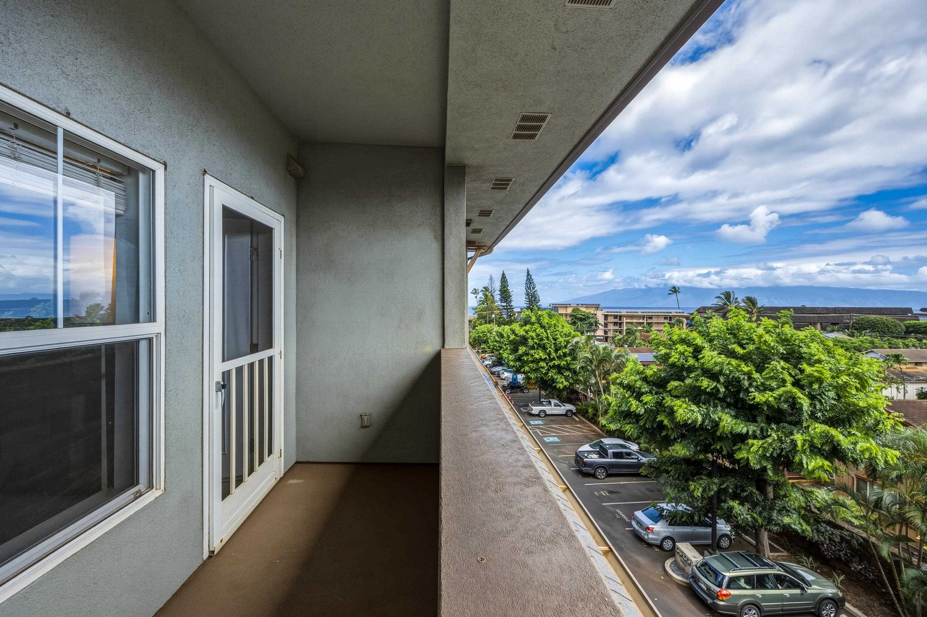 The Breakers condo # E32, Lahaina, Hawaii - photo 16 of 40